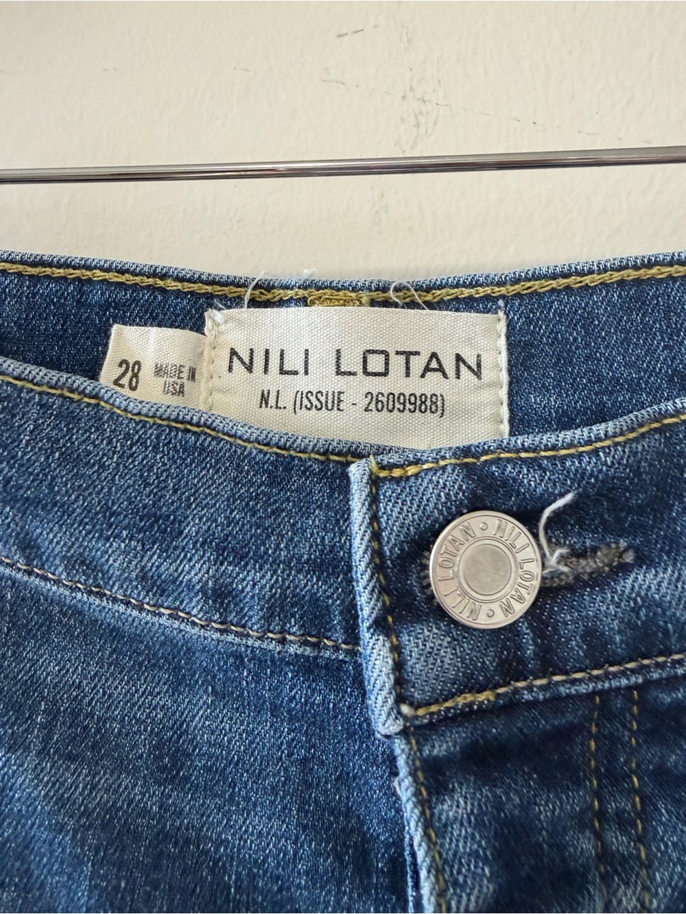 NILI LOTAN Florence Patch Pocket Flare Distressed Jeans Size 28 - Picture 8 of 15